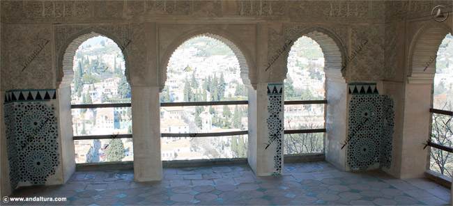 Interior de la Torre de las Damas