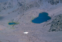 Laguna de la Gabata y Larga desde el Mirador de Ferrer