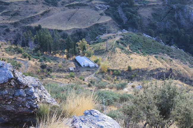 Descendiendo el Valle de Lanjarón hacia las Casas de Tello