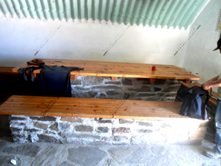 Mobiliario Refugio-Vivac de la Caldera