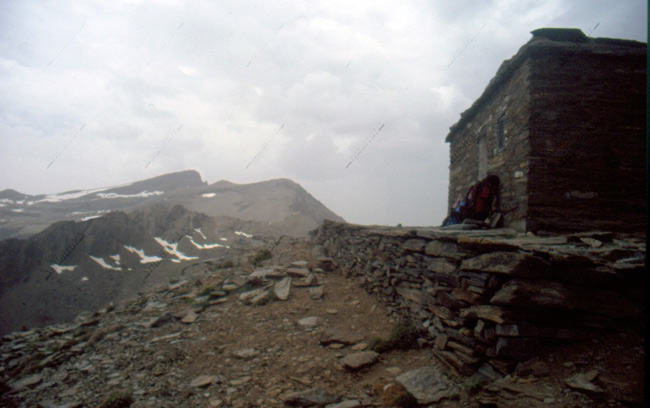 Refugio Villavientos, Cerro de los Machos y Veleta